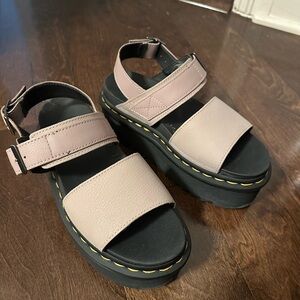 Dr. Martens Women's Sandals in Light Pink and Black